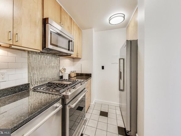 490 M Street SW W802, Washington DC 20024