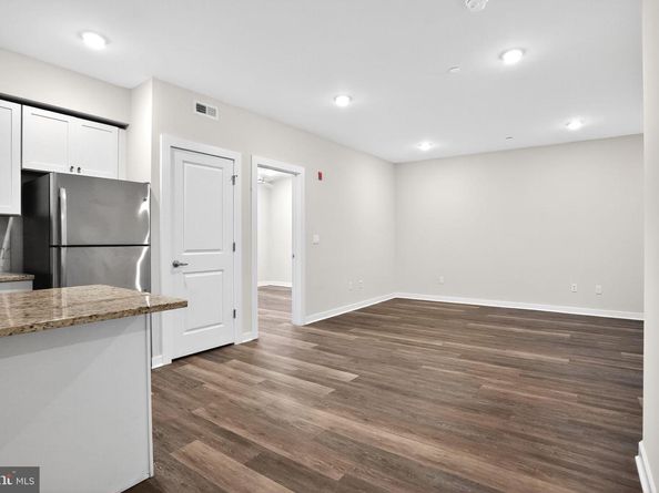 4217 Chestnut Street 304, Philadelphia PA 19104