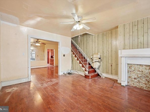 6421 N 21st Street, Philadelphia PA 19138