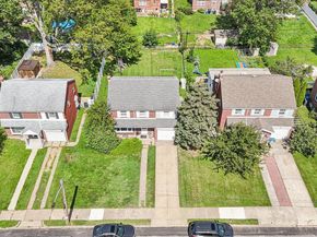 907 Glenview Street, Philadelphia PA 19111