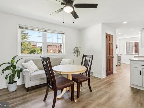907 Glenview Street, Philadelphia PA 19111