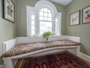 9 Shirley Road, Narberth PA 19072