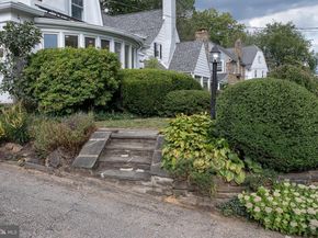 9 Shirley Road, Narberth PA 19072