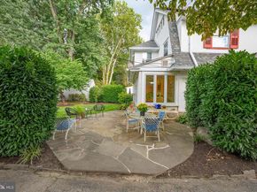 9 Shirley Road, Narberth PA 19072