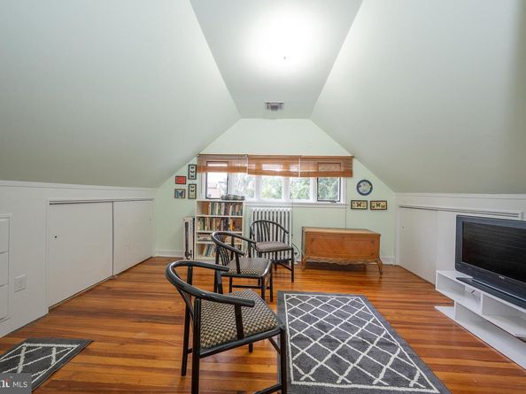 9 Shirley Road, Narberth PA 19072