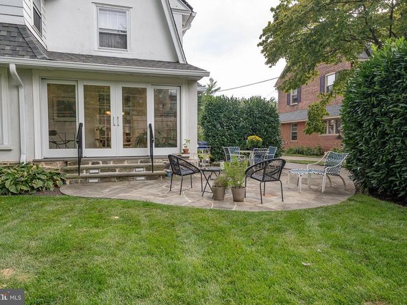 9 Shirley Road, Narberth PA 19072