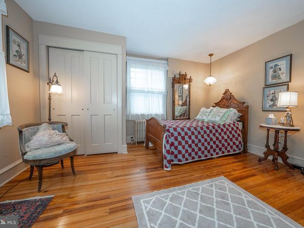 9 Shirley Road, Narberth PA 19072