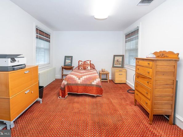 9 Shirley Road, Narberth PA 19072