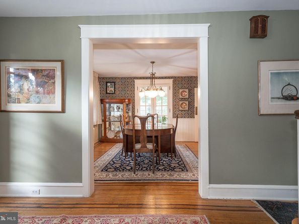 9 Shirley Road, Narberth PA 19072