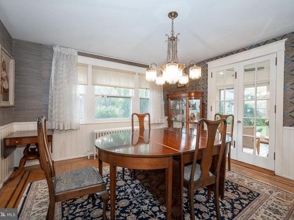 9 Shirley Road, Narberth PA 19072