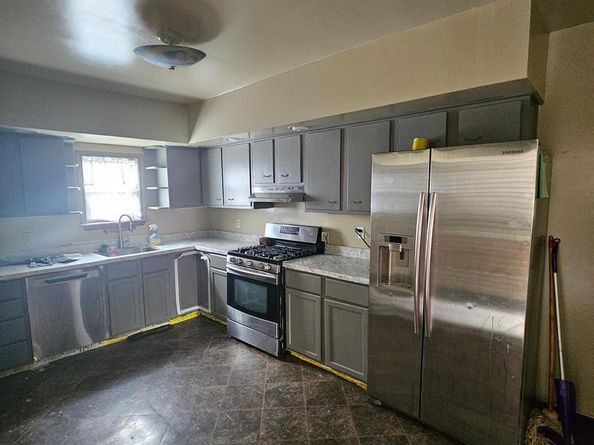 3882 Glendale Street, Philadelphia PA 19124