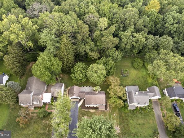 218 Engle Drive, Wallingford PA 19086
