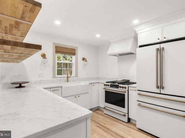 218 Engle Drive, Wallingford PA 19086