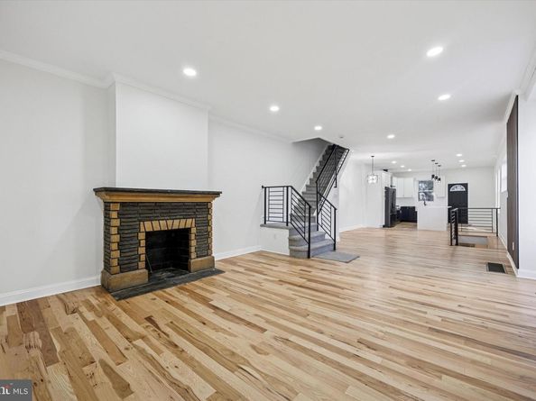5408 Springfield Avenue, Philadelphia PA 19143