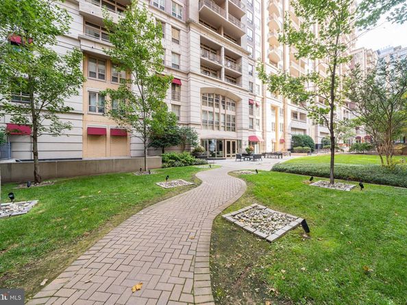 888 N Quincy Street 2008, Arlington VA 22203