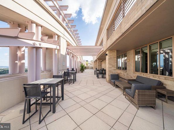 888 N Quincy Street 2008, Arlington VA 22203