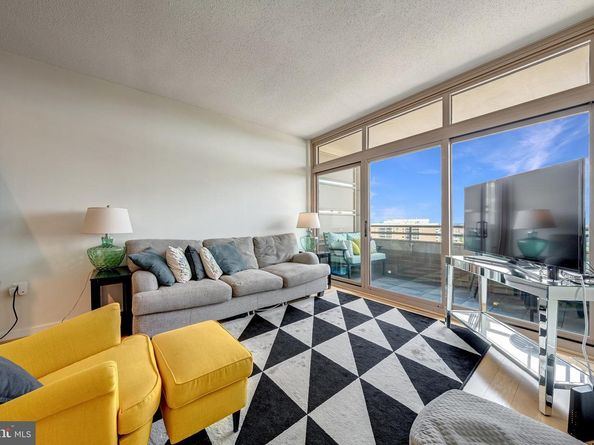 888 N Quincy Street 2008, Arlington VA 22203