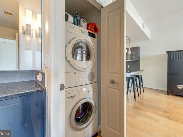 888 N Quincy Street 2008, Arlington VA 22203