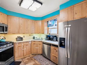 358 Tomlinson Terrace, Philadelphia PA 19116