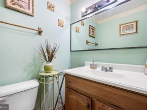 358 Tomlinson Terrace, Philadelphia PA 19116