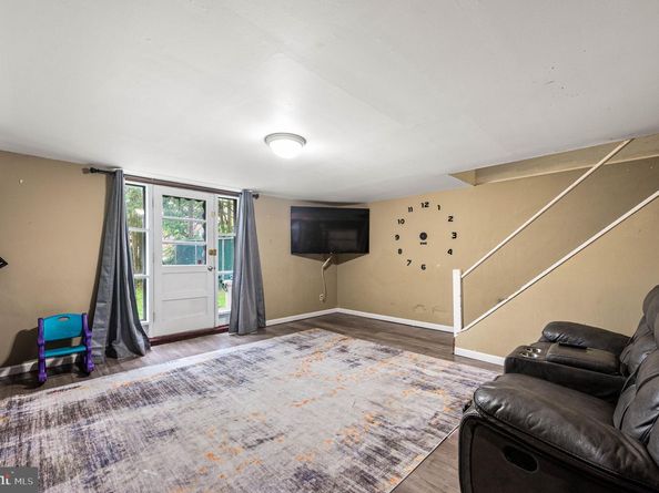 358 Tomlinson Terrace, Philadelphia PA 19116