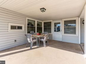 14 Vista Road, Levittown PA 19057