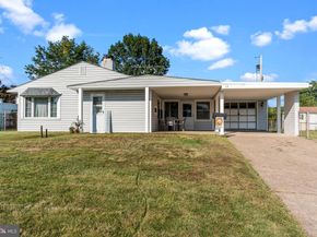 14 Vista Road, Levittown PA 19057