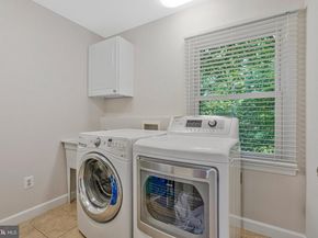 116 Lake Drive, Sterling VA 20164