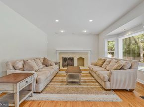 116 Lake Drive, Sterling VA 20164