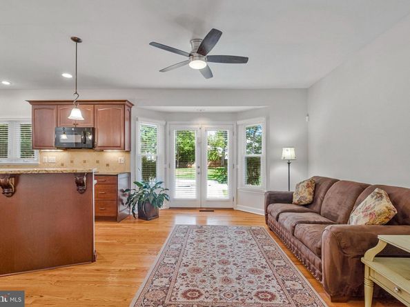 116 Lake Drive, Sterling VA 20164