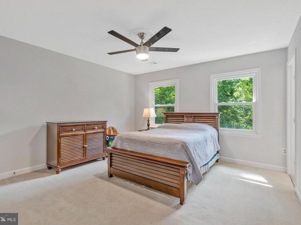 116 Lake Drive, Sterling VA 20164