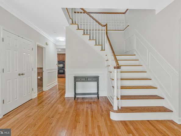 116 Lake Drive, Sterling VA 20164