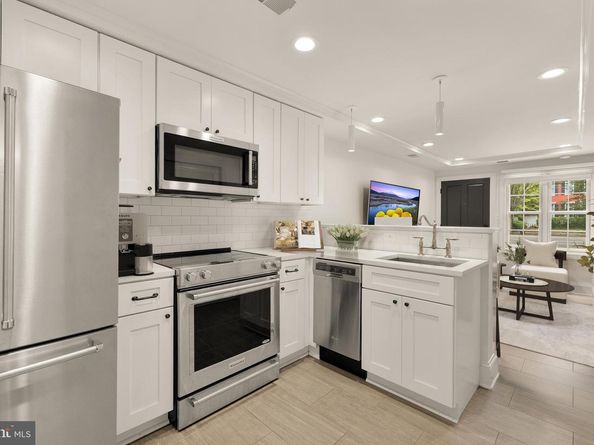 811 E Capitol Street SE, Washington DC 20003