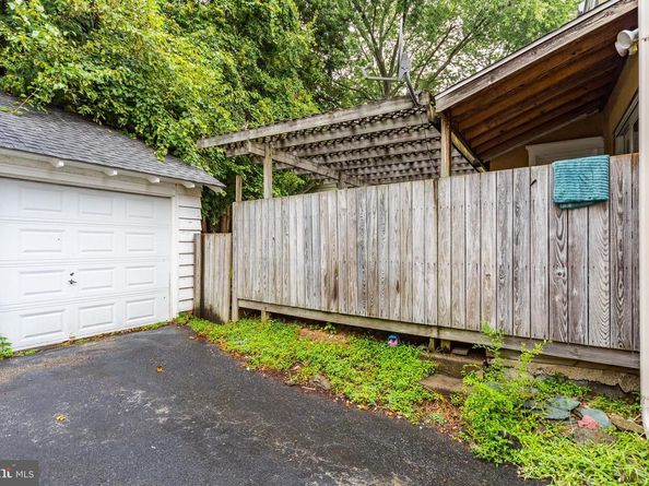 718 Anderson Avenue, Drexel Hill PA 19026