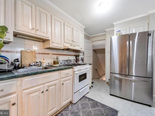 718 Anderson Avenue, Drexel Hill PA 19026