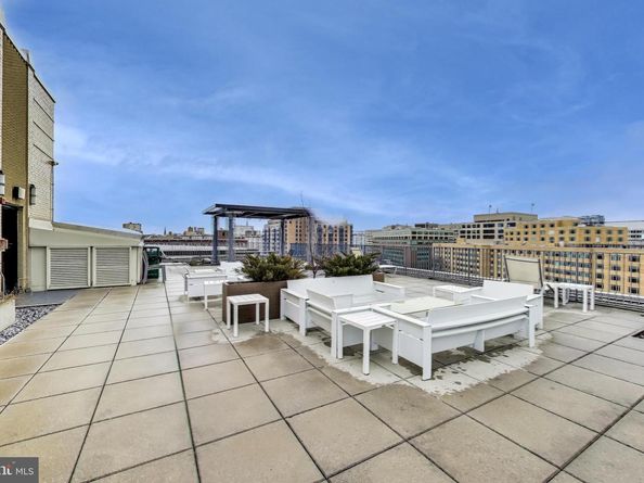 1 Scott Circle NW 121, Washington DC 20036
