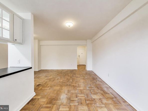 1 Scott Circle NW 121, Washington DC 20036