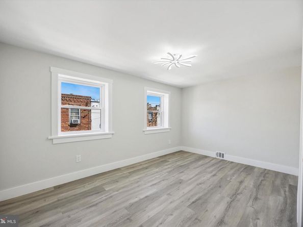 926 Winton Street, Philadelphia PA 19148