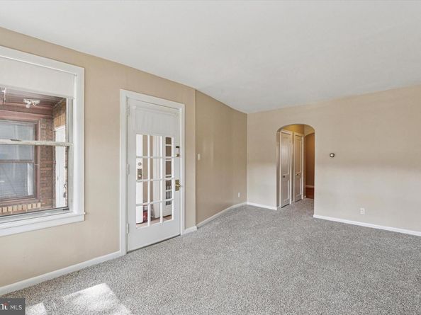 3315 Saint Vincent Street, Philadelphia PA 19149