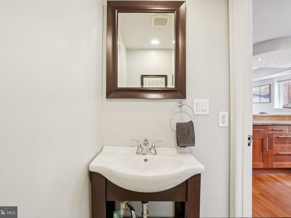 6332 North Capitol Street NW, Washington DC 20011