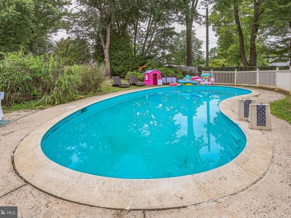 1510 Daws Road, Blue Bell PA 19422