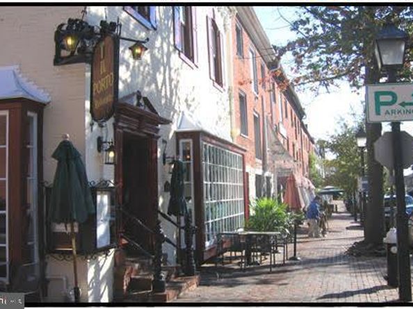 307 Gibbon Street, Alexandria VA 22314
