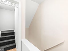 2 Willings Alley Mews, Philadelphia PA 19106