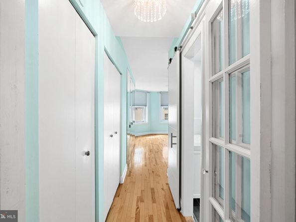 2 Willings Alley Mews, Philadelphia PA 19106