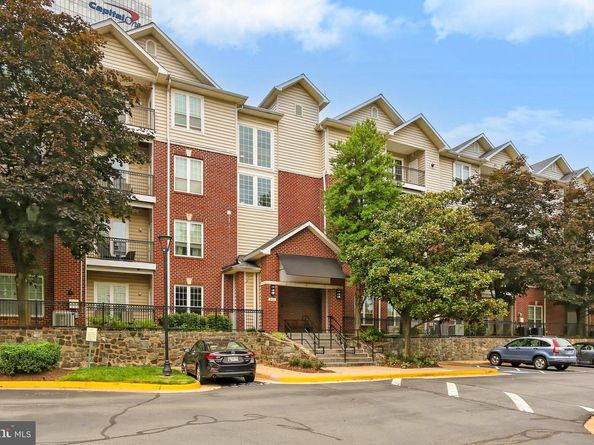 1521 Spring Gate Drive 10413, Mclean VA 22102