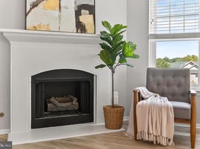1521 Spring Gate Drive 10413, Mclean VA 22102