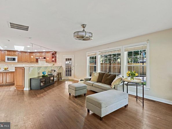 2918 Glenvale Drive, Fairfax VA 22031
