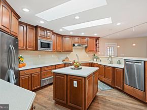 2918 Glenvale Drive, Fairfax VA 22031