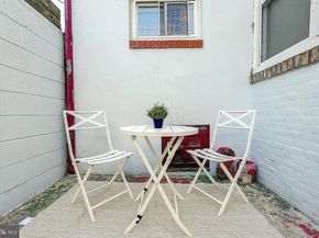 2203 Catharine Street, Philadelphia PA 19146