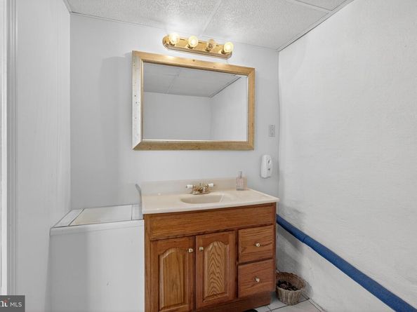 5409 Lebanon Avenue, Philadelphia PA 19131